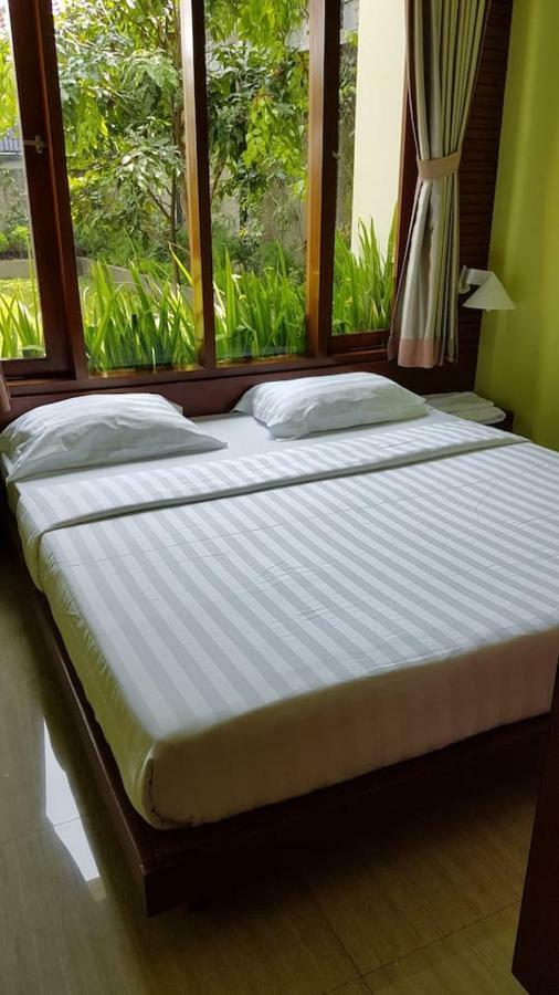 Villa Bukit Dago Palace 22